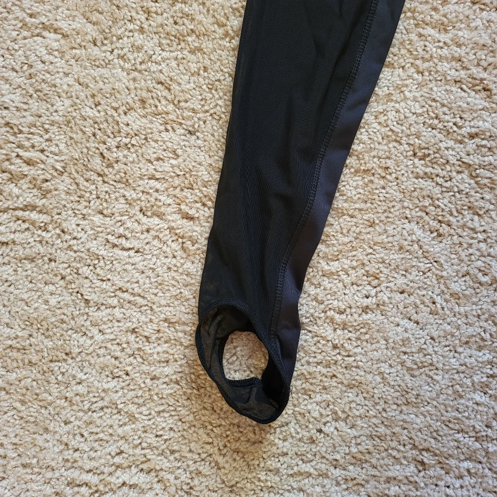 Mesh Stirrup Leggings Black Yoga Pants Size XS - Picture 5 of 5